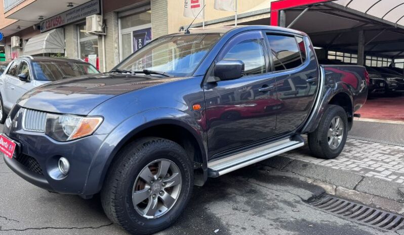 
								Mitsubishi L200 2.5 DI-D/136CV Double Cab Invite full									