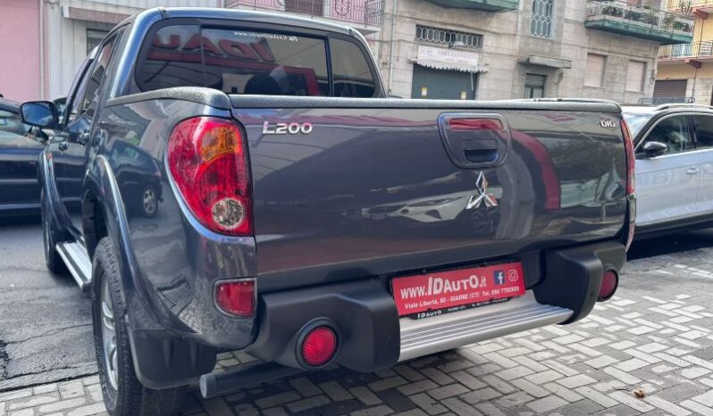 
								Mitsubishi L200 2.5 DI-D/136CV Double Cab Invite full									