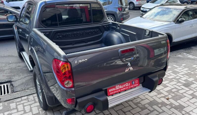 
								Mitsubishi L200 2.5 DI-D/136CV Double Cab Invite full									