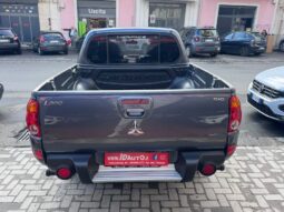 
										Mitsubishi L200 2.5 DI-D/136CV Double Cab Invite full									