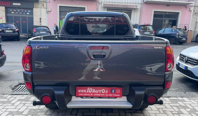 
								Mitsubishi L200 2.5 DI-D/136CV Double Cab Invite full									