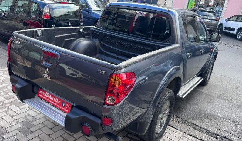 
								Mitsubishi L200 2.5 DI-D/136CV Double Cab Invite full									