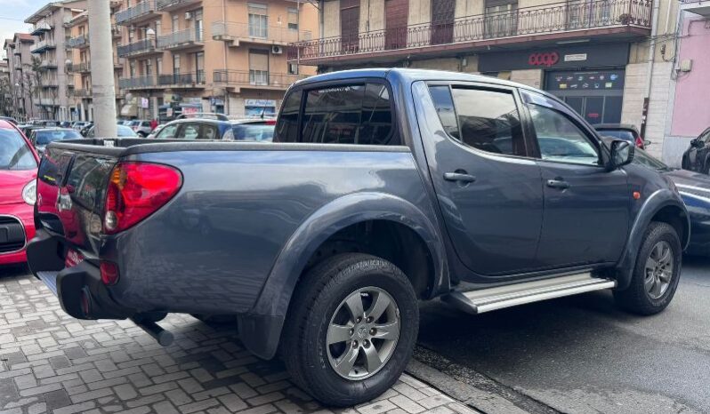 
								Mitsubishi L200 2.5 DI-D/136CV Double Cab Invite full									