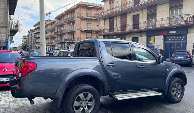 
								Mitsubishi L200 2.5 DI-D/136CV Double Cab Invite full									