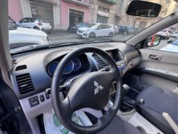 
										Mitsubishi L200 2.5 DI-D/136CV Double Cab Invite full									