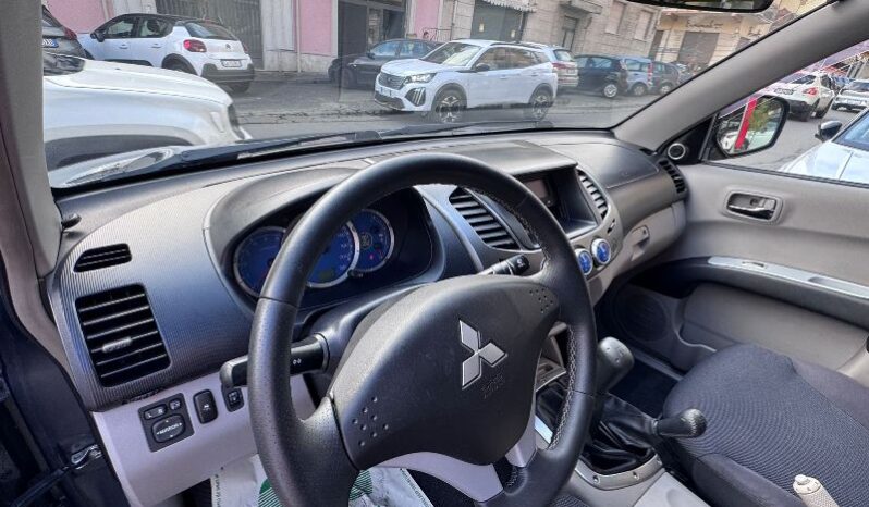 
								Mitsubishi L200 2.5 DI-D/136CV Double Cab Invite full									