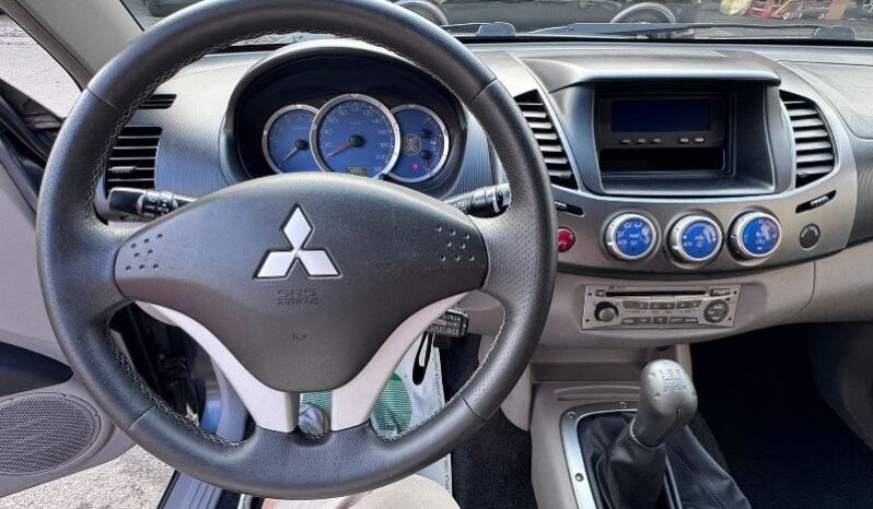 
								Mitsubishi L200 2.5 DI-D/136CV Double Cab Invite full									