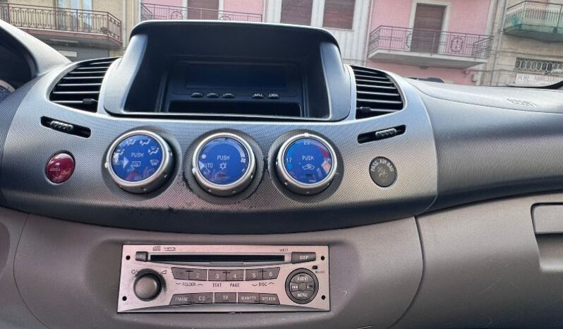 
								Mitsubishi L200 2.5 DI-D/136CV Double Cab Invite full									