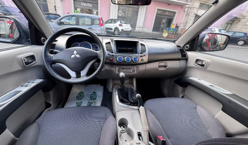
								Mitsubishi L200 2.5 DI-D/136CV Double Cab Invite full									