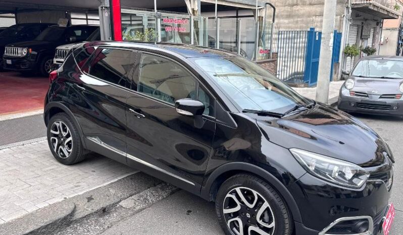 
								Renault Captur 1.2 TCe 120 CV EDC Energy R-Link full									