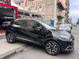 
										Renault Captur 1.2 TCe 120 CV EDC Energy R-Link full									