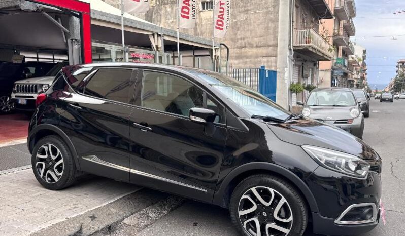 
								Renault Captur 1.2 TCe 120 CV EDC Energy R-Link full									