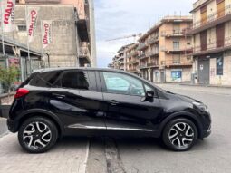
										Renault Captur 1.2 TCe 120 CV EDC Energy R-Link full									