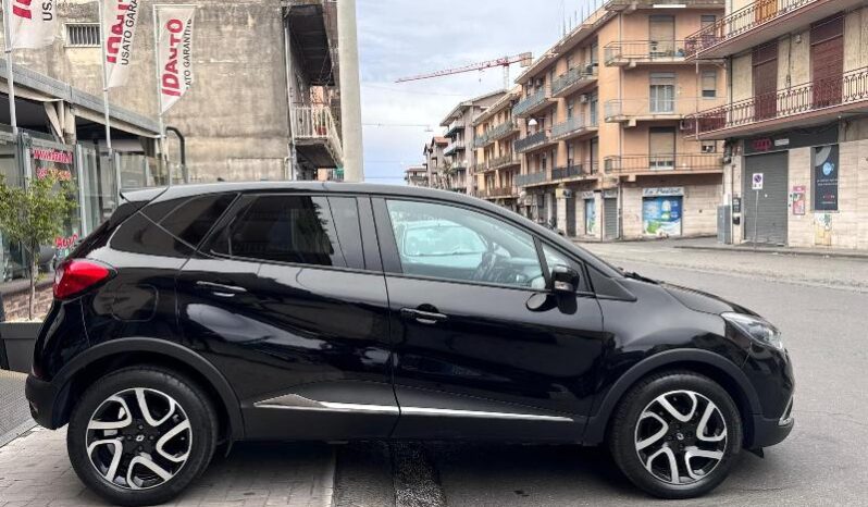 
								Renault Captur 1.2 TCe 120 CV EDC Energy R-Link full									