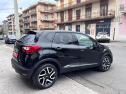 
										Renault Captur 1.2 TCe 120 CV EDC Energy R-Link full									
