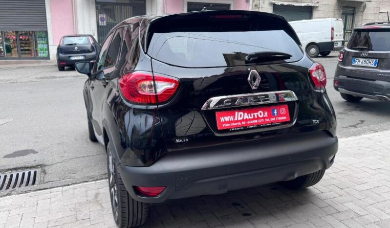 
								Renault Captur 1.2 TCe 120 CV EDC Energy R-Link full									