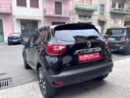 
										Renault Captur 1.2 TCe 120 CV EDC Energy R-Link full									