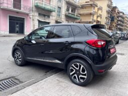 
										Renault Captur 1.2 TCe 120 CV EDC Energy R-Link full									