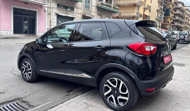 
								Renault Captur 1.2 TCe 120 CV EDC Energy R-Link full									