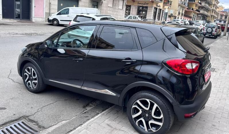 
								Renault Captur 1.2 TCe 120 CV EDC Energy R-Link full									