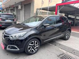 
										Renault Captur 1.2 TCe 120 CV EDC Energy R-Link full									