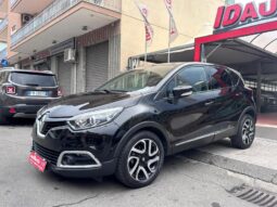 
										Renault Captur 1.2 TCe 120 CV EDC Energy R-Link full									