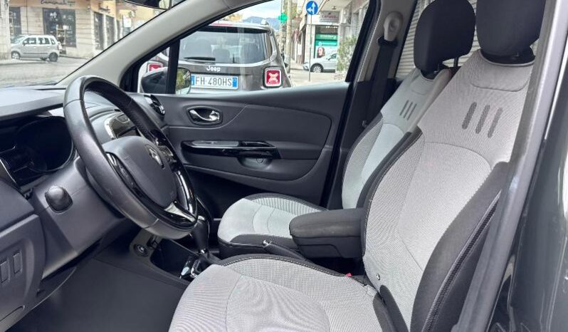 
								Renault Captur 1.2 TCe 120 CV EDC Energy R-Link full									