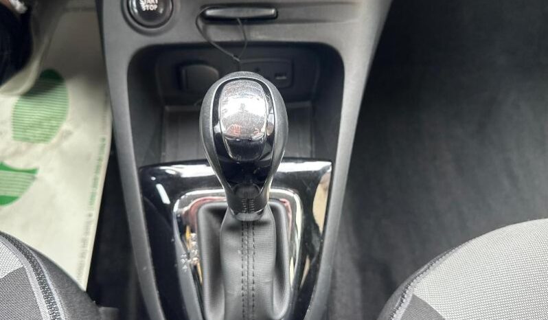 
								Renault Captur 1.2 TCe 120 CV EDC Energy R-Link full									