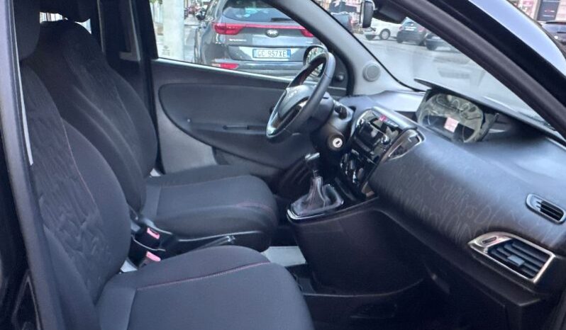 
								Lancia Ypsilon 1.3 MJT 16V 95 CV 5 porte S&S Gold full									