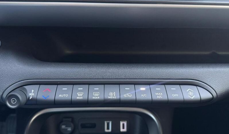 
								Jeep Avenger 1.2 Turbo 100 CV Summit full									