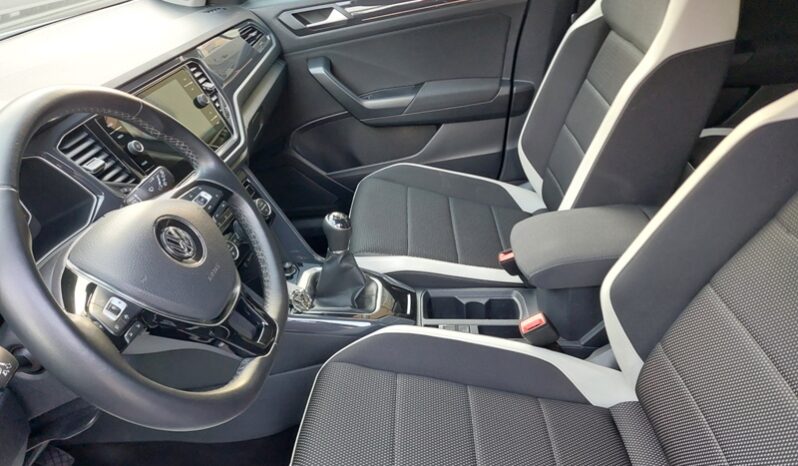 
								Volkswagen T-Roc 1.6 TDI 116 CV SCR Advanced BlueMotion Technology full									