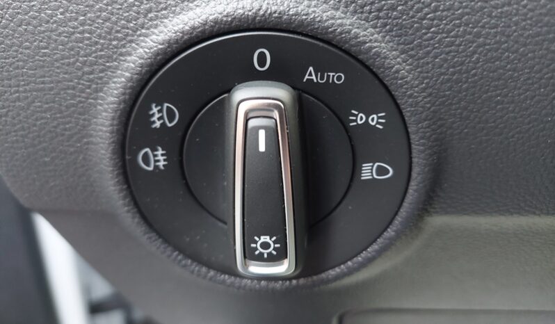 
								Volkswagen T-Roc 1.6 TDI 116 CV SCR Advanced BlueMotion Technology full									