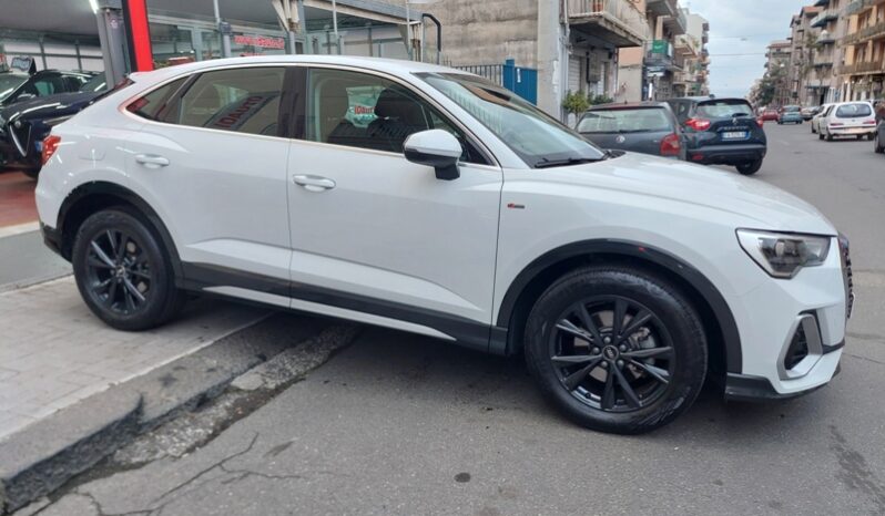 
								Audi Q3 SPB 35 TDI S tronic S line edition full									