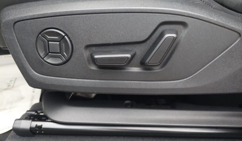 
								Audi Q3 SPB 35 TDI S tronic S line edition full									