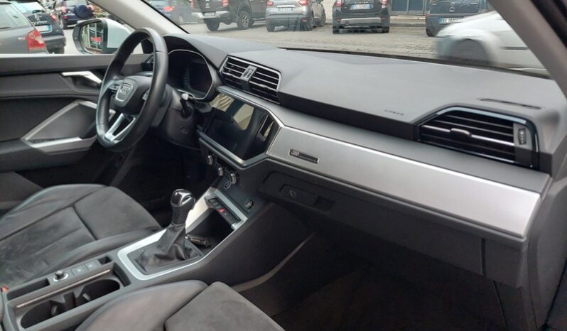 
								Audi Q3 SPB 35 TDI S tronic S line edition full									