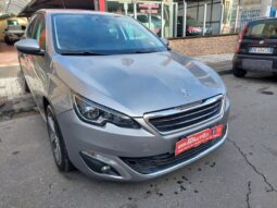 
										Peugeot 308 1.6 BlueHDi 120 CV S&S Allure full									