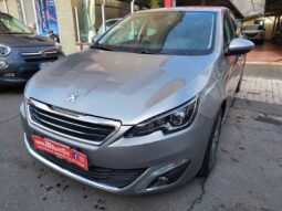 
										Peugeot 308 1.6 BlueHDi 120 CV S&S Allure full									