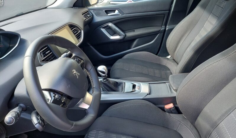 
								Peugeot 308 1.6 BlueHDi 120 CV S&S Allure full									