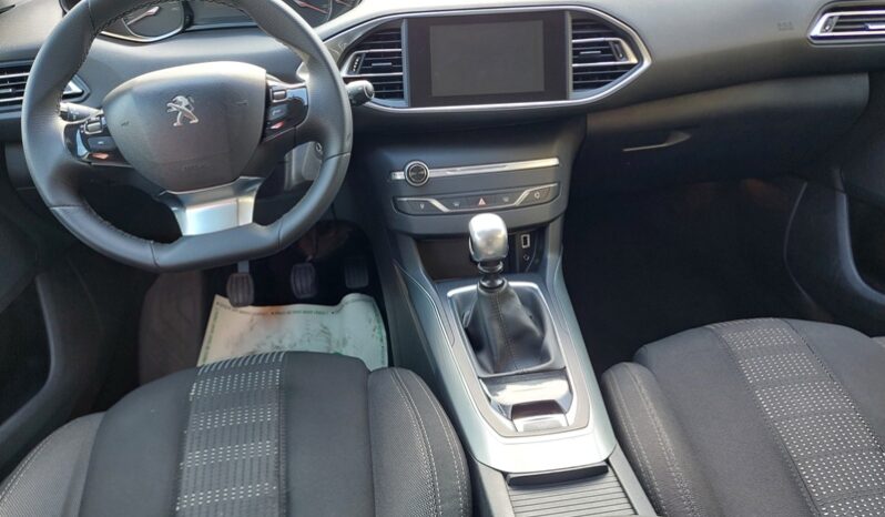 
								Peugeot 308 1.6 BlueHDi 120 CV S&S Allure full									