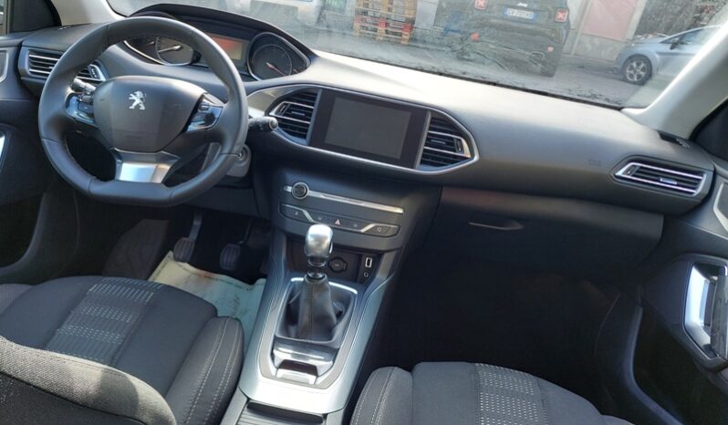 
								Peugeot 308 1.6 BlueHDi 120 CV S&S Allure full									