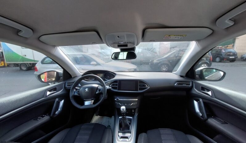 
								Peugeot 308 1.6 BlueHDi 120 CV S&S Allure full									