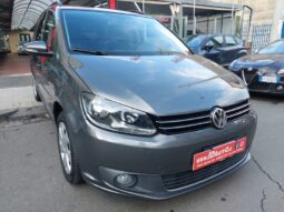 
										Volkswagen Touran Business 1.6 TDI DSG Comfortline full									
