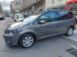 
										Volkswagen Touran Business 1.6 TDI DSG Comfortline full									