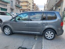 
										Volkswagen Touran Business 1.6 TDI DSG Comfortline full									