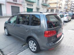 
										Volkswagen Touran Business 1.6 TDI DSG Comfortline full									