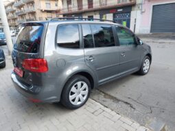 
										Volkswagen Touran Business 1.6 TDI DSG Comfortline full									