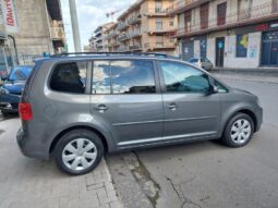 
										Volkswagen Touran Business 1.6 TDI DSG Comfortline full									