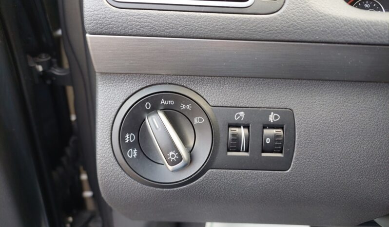 
								Volkswagen Touran Business 1.6 TDI DSG Comfortline full									