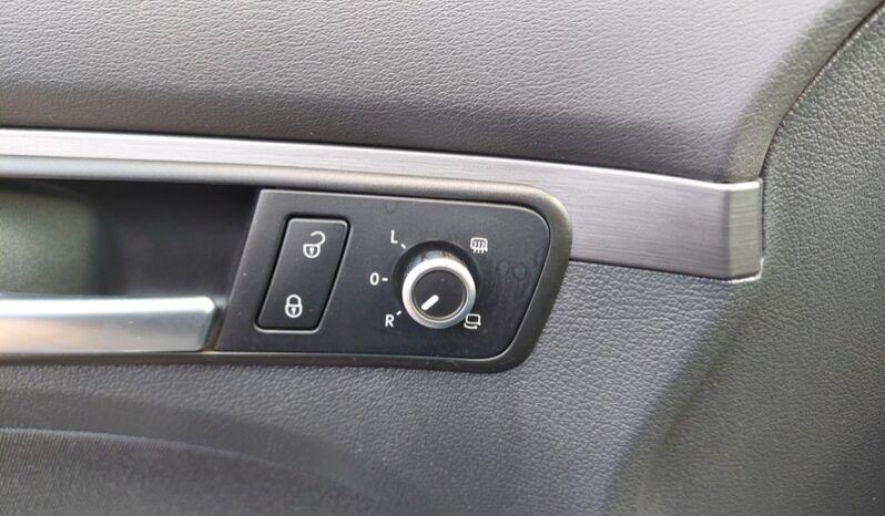 
								Volkswagen Touran Business 1.6 TDI DSG Comfortline full									