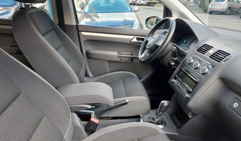 
								Volkswagen Touran Business 1.6 TDI DSG Comfortline full									